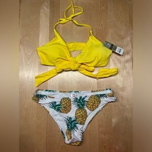 2/$20 NWT yellow bikini with pineapple 🍍 bottom - Size Medium